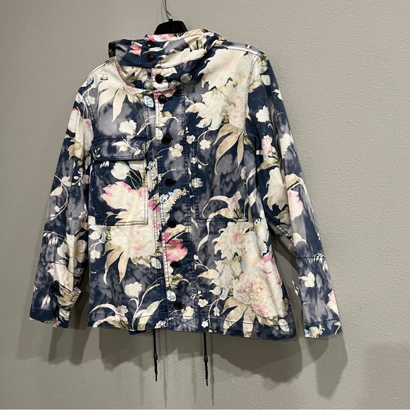 Polo Ralph Lauren Womens Floral denim Jacket Watercolor Button Front sz small - Picture 2 of 11